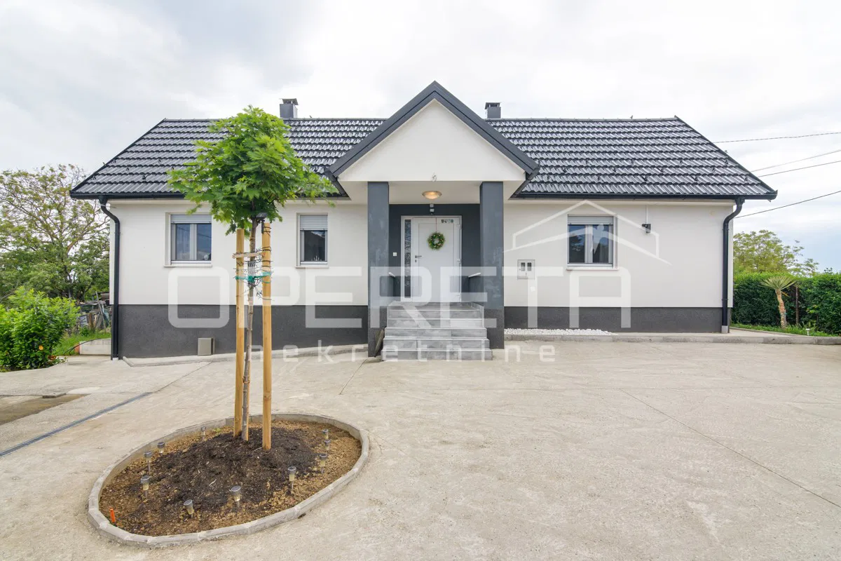 ADAPTIRANA SAMOSTOJEĆA KUĆA, PRODAJA, VINKOVEC, OKOLICA VRBOVCA, PARCELA OD 42.934 M2