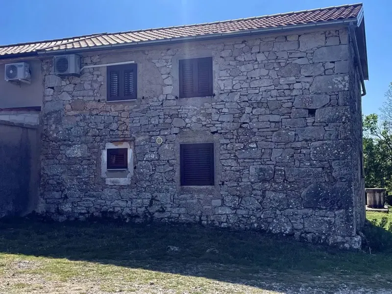Krk, surroundings, first floor of a house with a large garden, FOR SALE! – 2