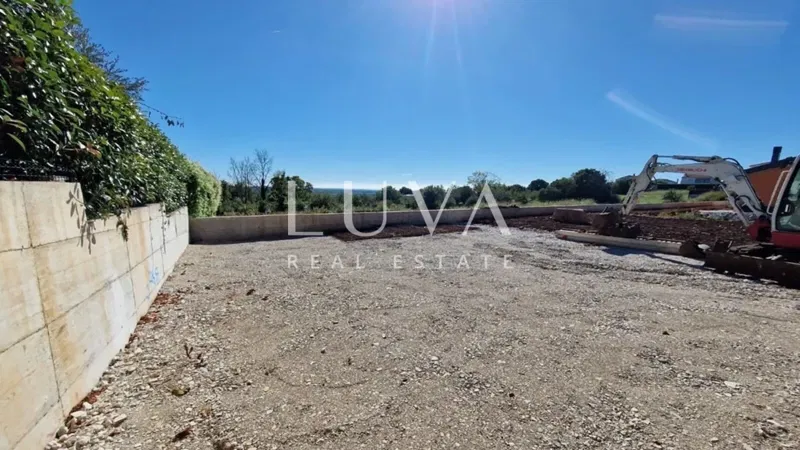 Istria, Kaštelir, modern ground floor house of 88 m² with courtyard for sale – 3