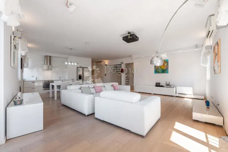 Allogio Centar, Rijeka, 153,90m2 – 3