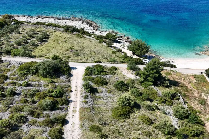 Building plot with open sea view – 2