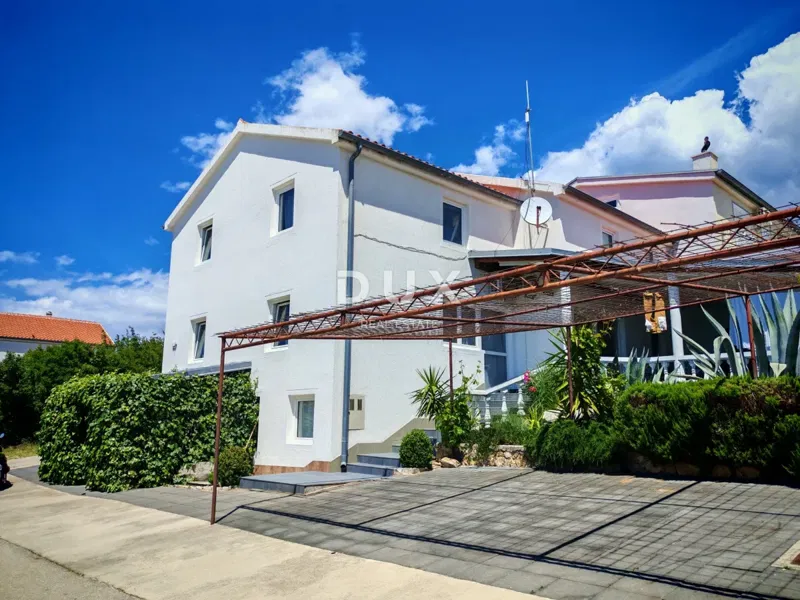 ZADAR, MASLENICA - Dom z 4 apartamentami, 10 sypialniami z widokiem na morze! – 3
