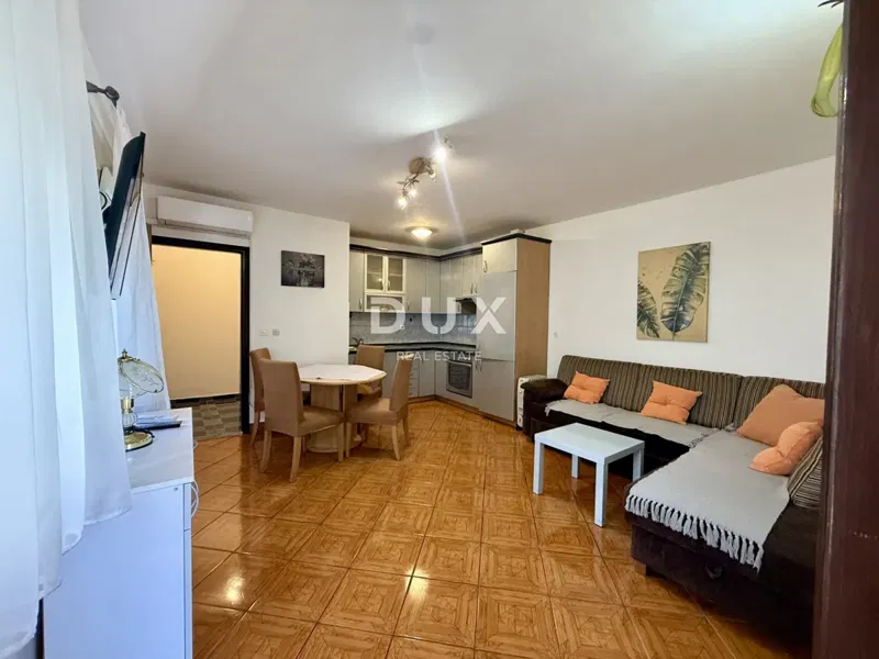 Kvarner, Crikvenica, 2 hálószobás apartman, 58 m2, terasz 30 m2 – 2