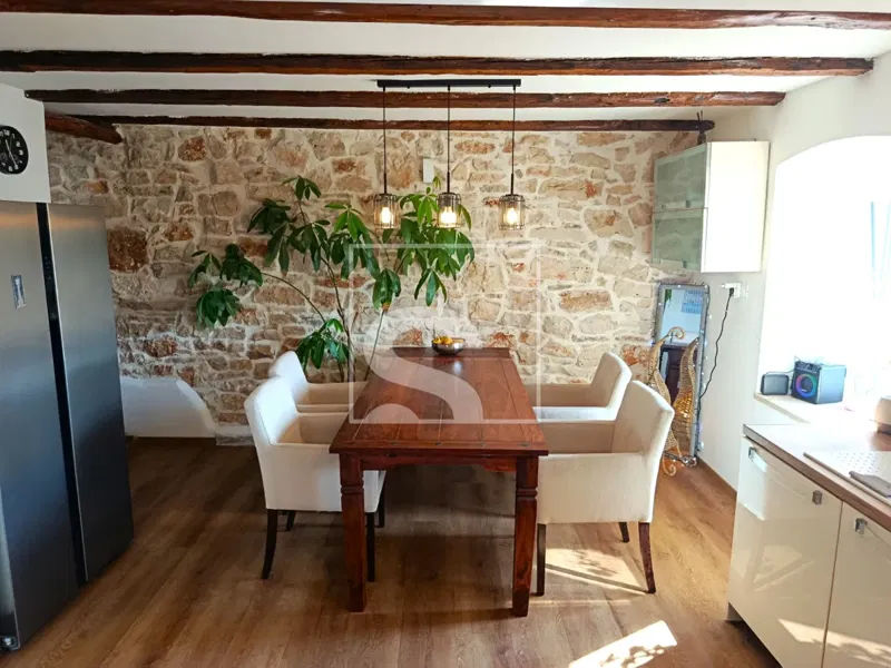 House Režanci, Svetvinčenat, 300m2 – 2