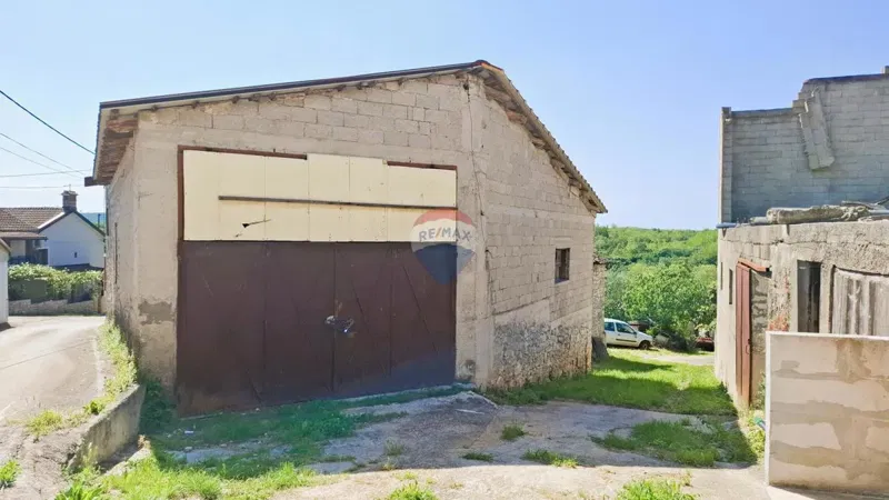 Istria – Nova Vas (Brtonigla) | Long-Term Rental of Workshop / Commercial Space – 150 m² – 2