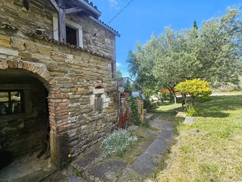 House Buje, 214m2 – 2