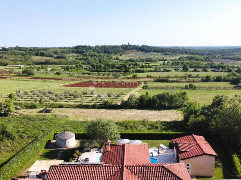 BÁJOS ISTRIAI VILLA TERMÉSZETTEL KÖRVE – 3