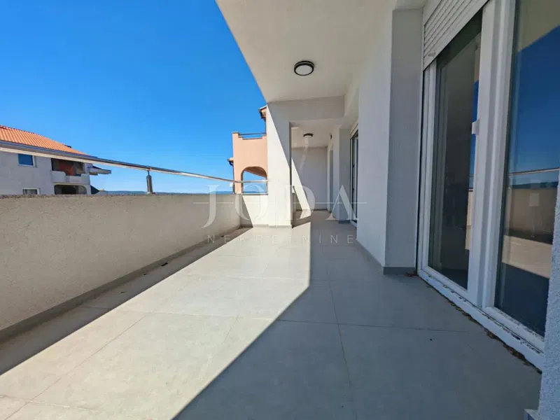 Apartment with large terrace and sea view – 2