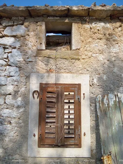 Vendita di una casa in pietra istriana da ristrutturare, con permesso di abitabilità, Kršan!