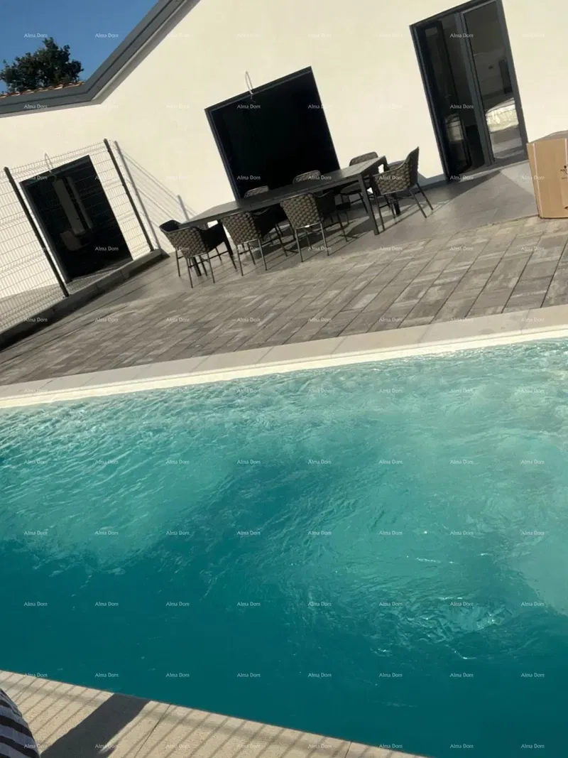 Vendita - casa bifamiliare con piscina riscaldata, nei dintorni di Poreč! – 3
