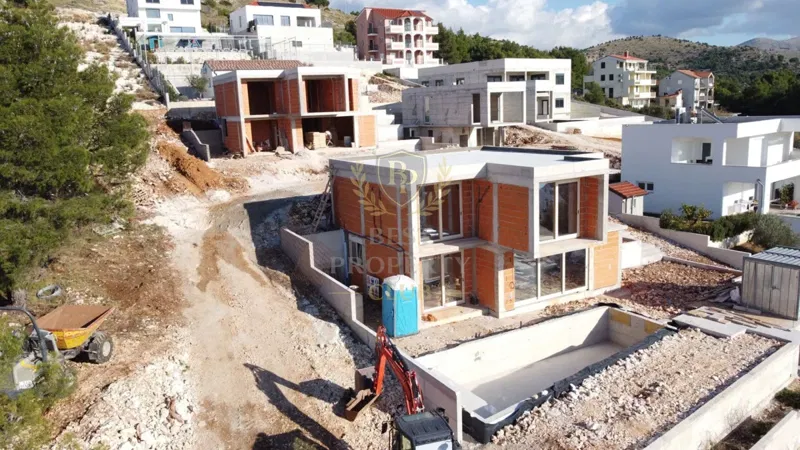 Case con vista mare in vendita a Sebenico, Croazia – 2
