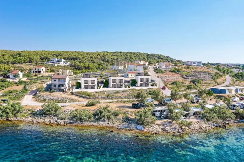 Ház / Villa Novigrad, 216m2