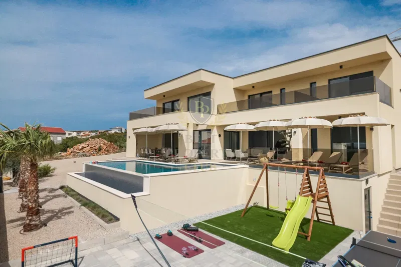 Luxus villa tengerre néző kilátással - Maslenica, Zadar, Horvátország – 3