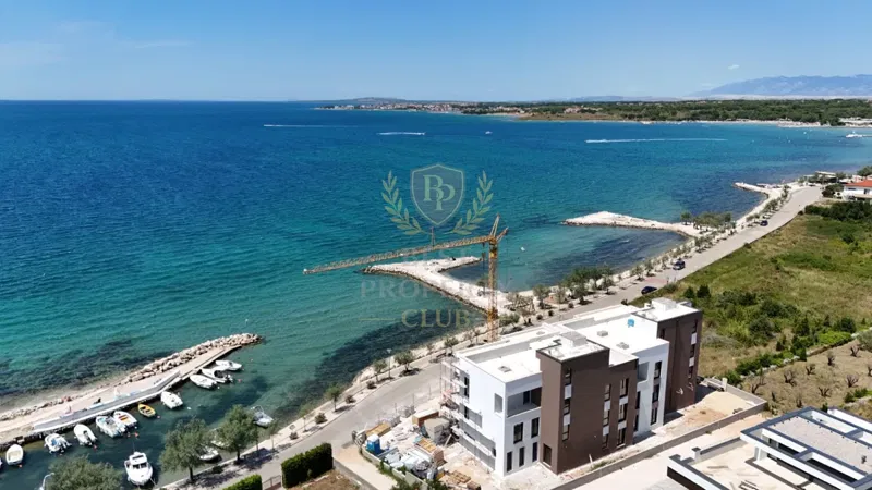 Luxus penthouse medencevel az első sorban a tengerparton - Zaton, Zadar, Horvátország