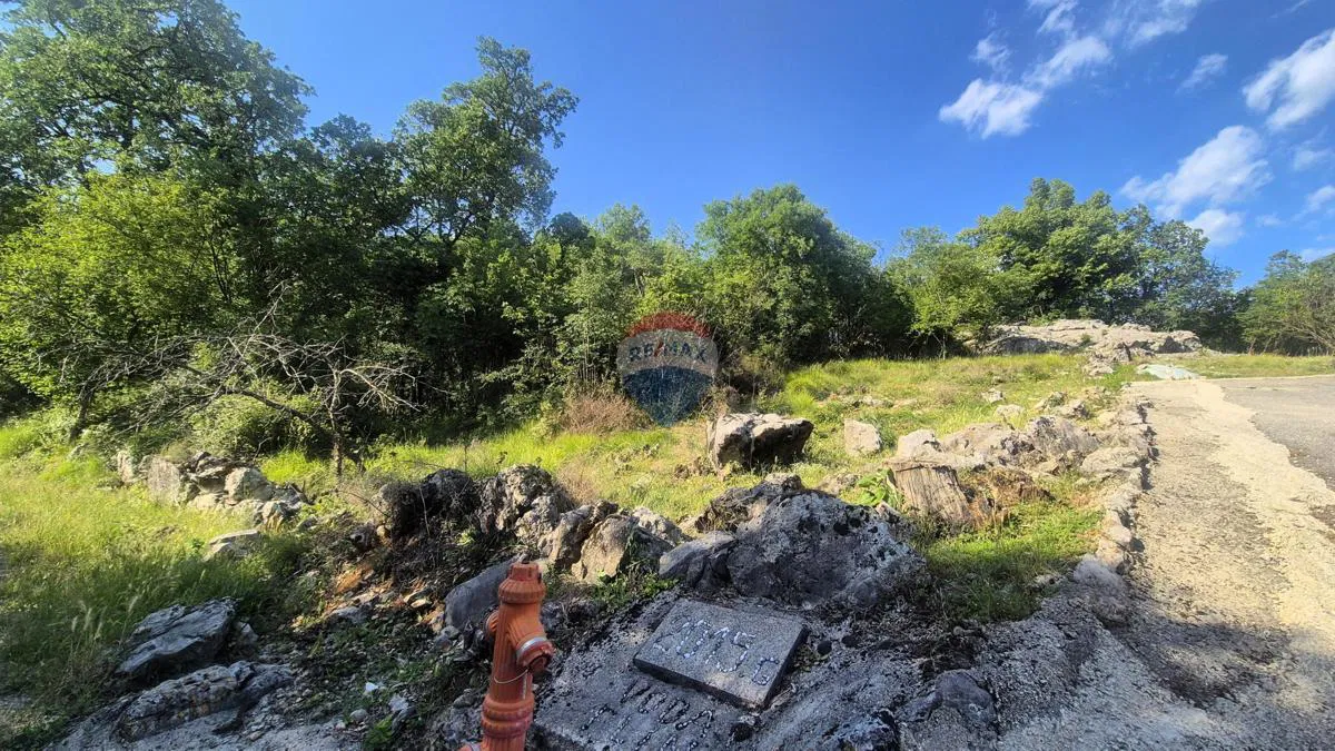 Rijeka,Viškovo- zemljište na rubu urbanizacije- za investitore