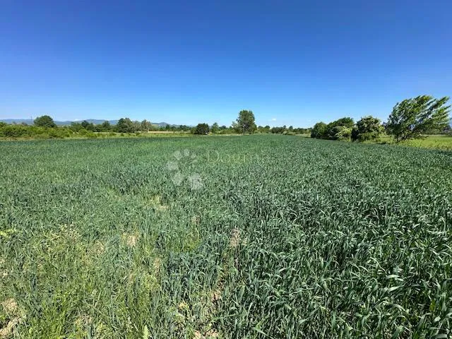 Építési telek Centar, Gospić, 2.500m2