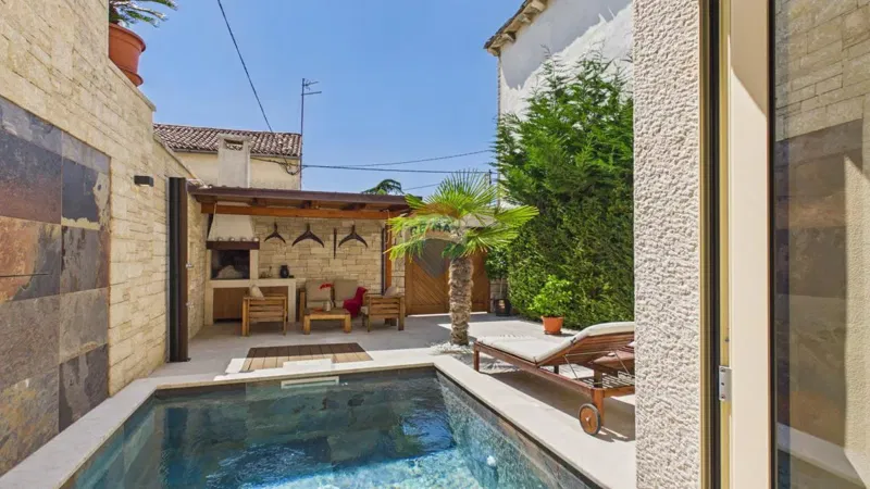 Istria, Canfanaro, casa in pietra perfettamente ristrutturata con piscina – 3