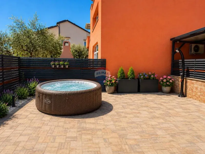 City of Krk - two-room apartment on the ground floor with a yard – 3