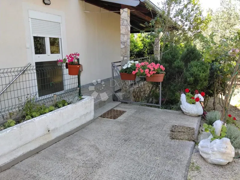 Wohnung Turanj, Sveti Filip I Jakov, 100m2