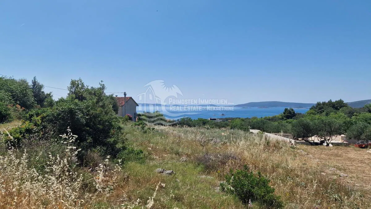 Top građevinsko zemljište blizu Trogira sa fantastičnim pogledom