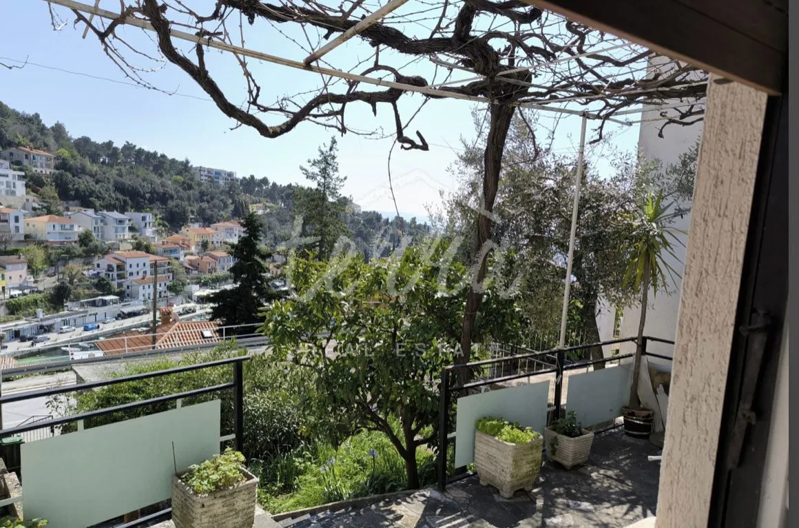 Rabac, stan za adaptaciju s pogledom na more