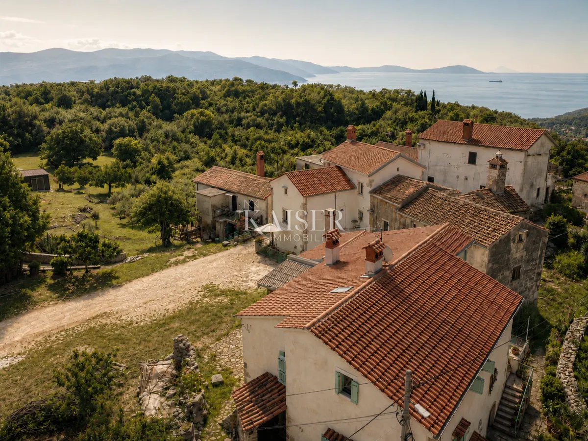 Brseč, Zagore – Una casa in pietra con l’anima di una vera casa