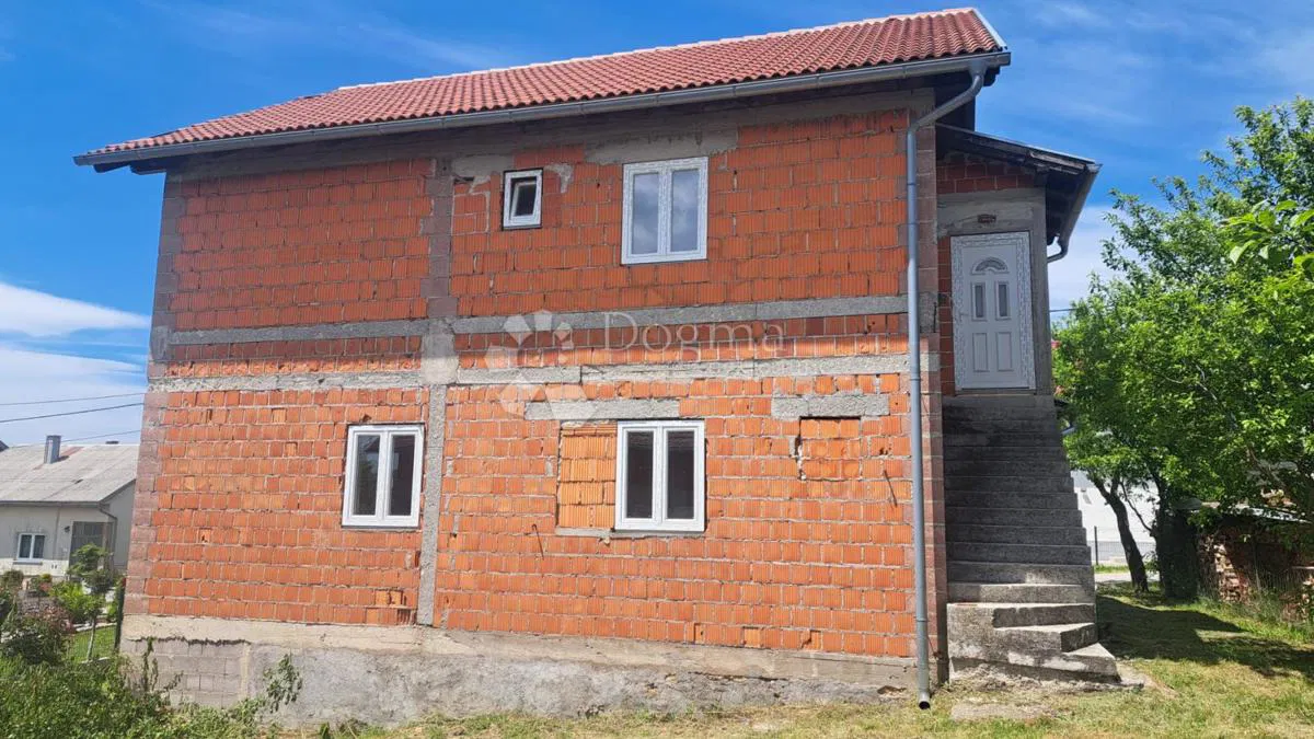 KUĆA NA PRODAJU, UDBINA,
