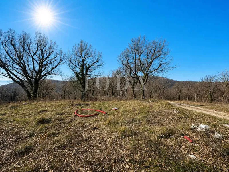 Bribir, građevinskii teren 562m2