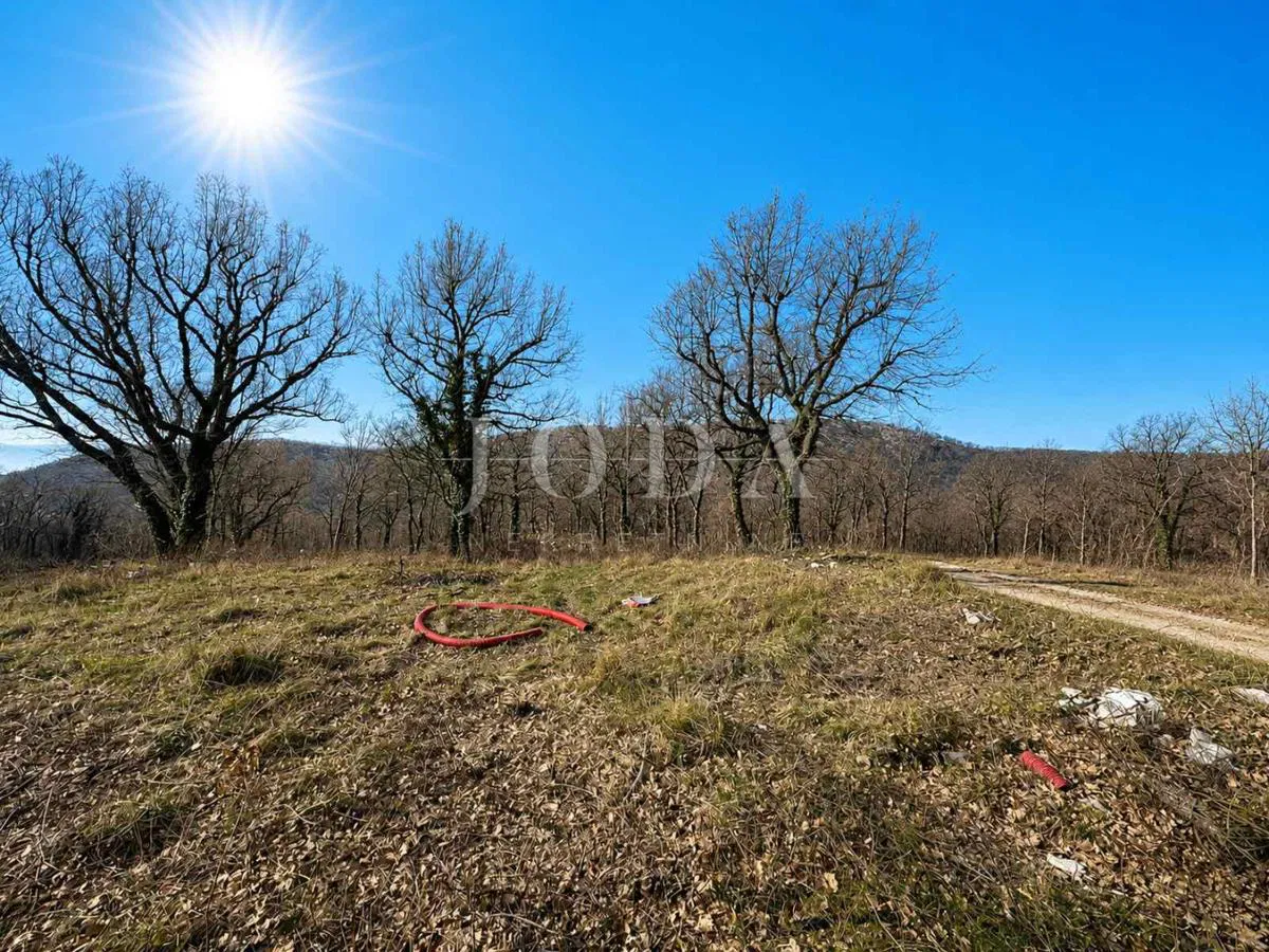Bribir, građevinskii teren 562m2