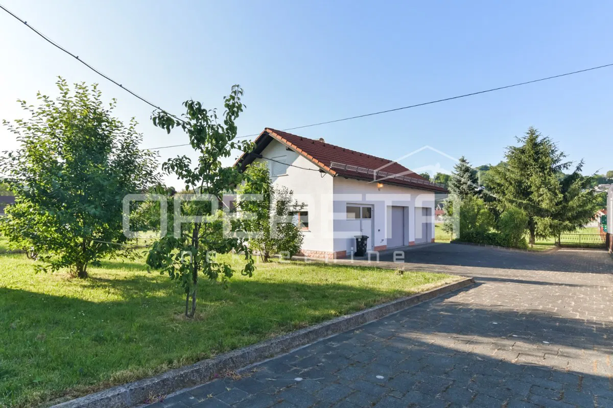 PRODAJA, SAMOSTOJEĆI GOSPODARSKO-STAMBENI OBJEKT, KLOKOVEC, KRAPINSKE TOPLICE, 110 m2 NA PARCELI OD 454 m2