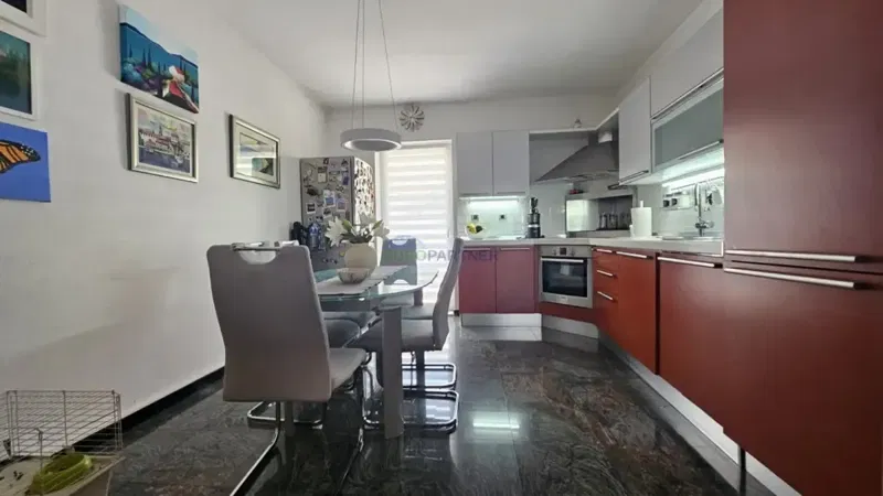 Apartment Split – 2