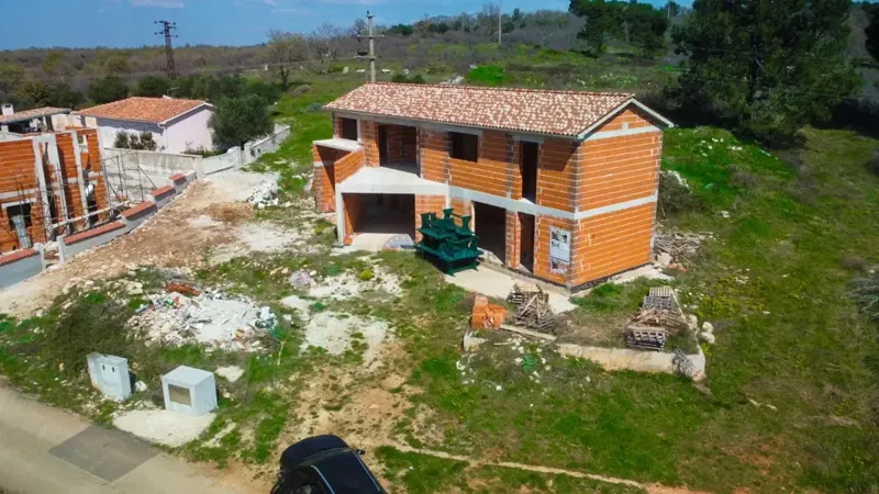 KUĆA U ROH-BAU FAZI, Vrsar okolica