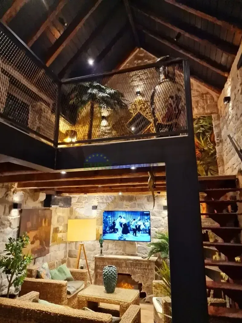 Beautiful historic stone house in the center of Kaštel Stari, 30 m from the sea – 3