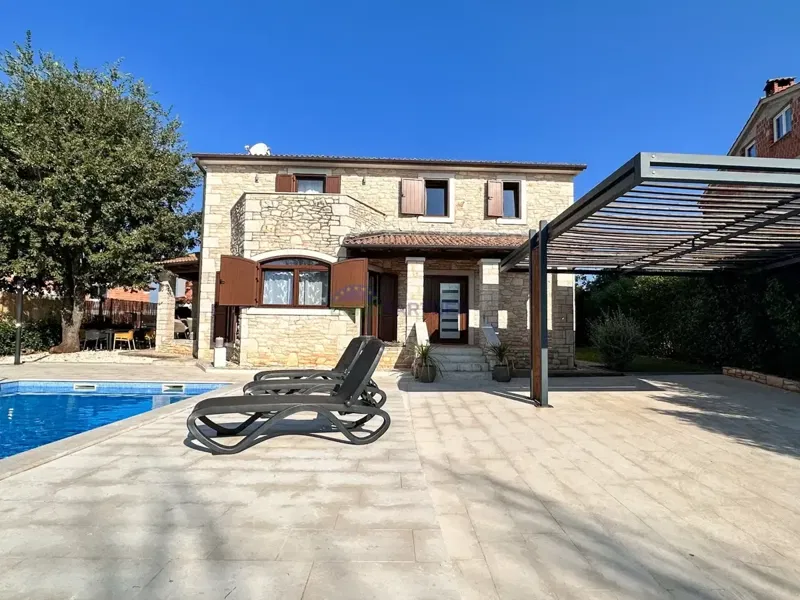 Villa in pietra con piscina, vicino a Parenzo – 2