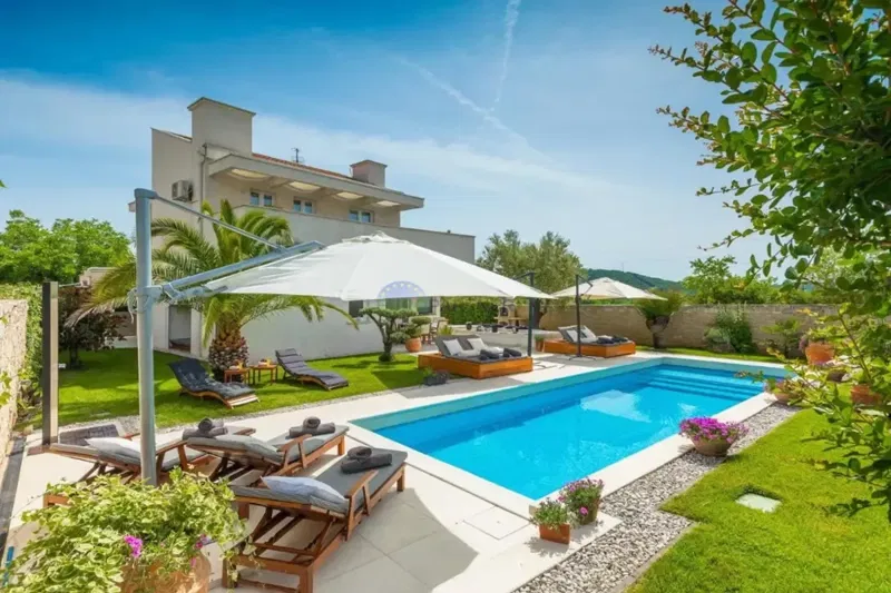 A beautiful villa in the vicinity of Rovinj – 2
