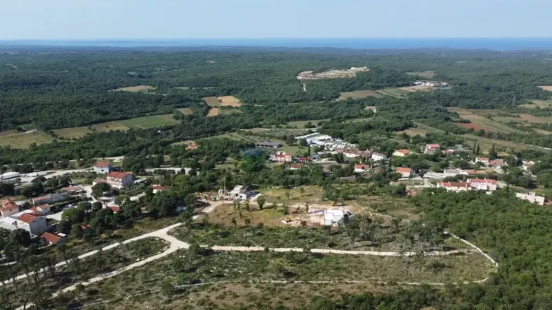 Land with a panoramic SEA-VIEW, in the vicinity of Rovinj – 3