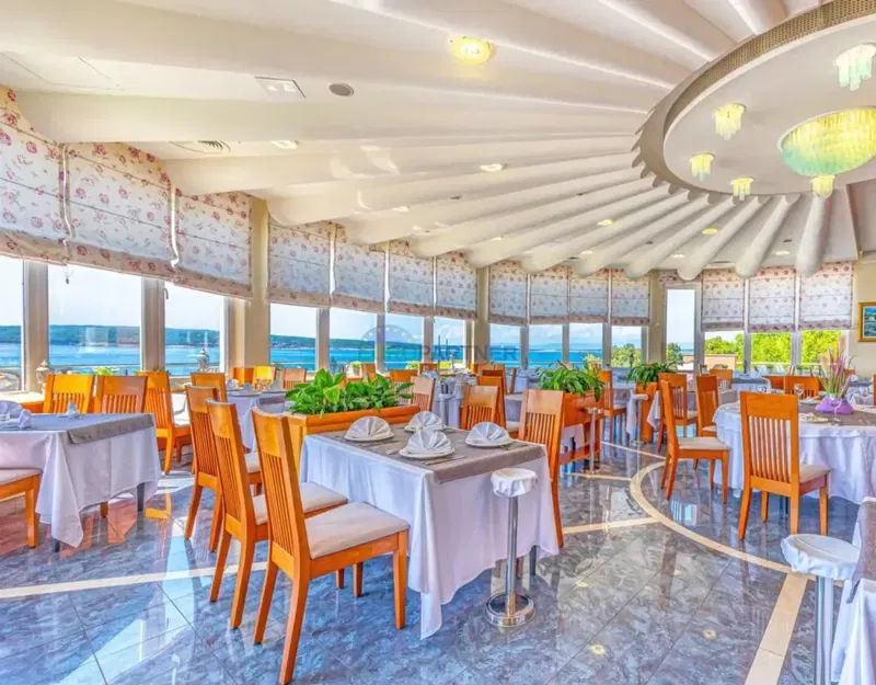 Hotel al mare, in una bellissima posizione - 4* – 2