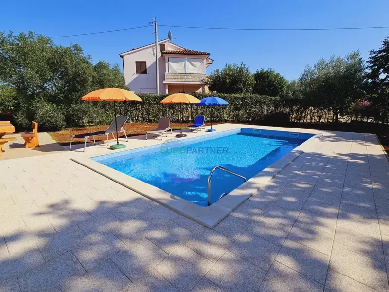 Apartment house 5 km from Poreč, Istria – 2
