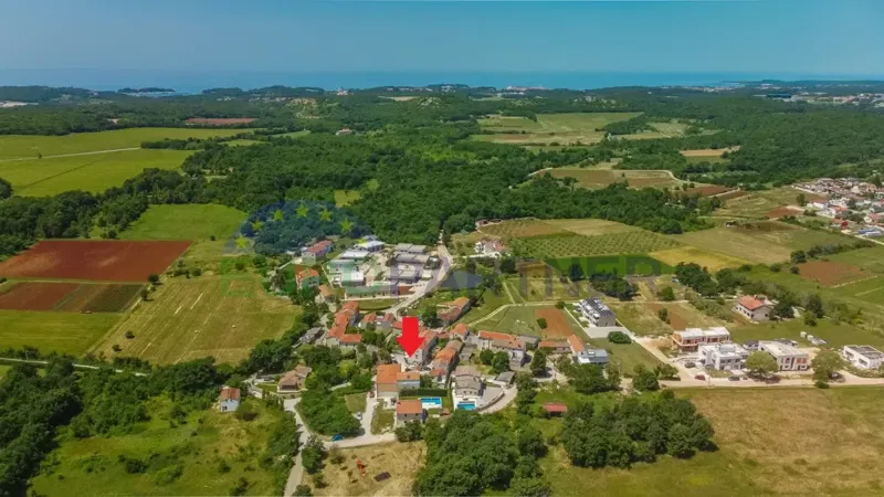 Renoviertes istrisches Steinhaus mit Pool – 3 km von Poreč