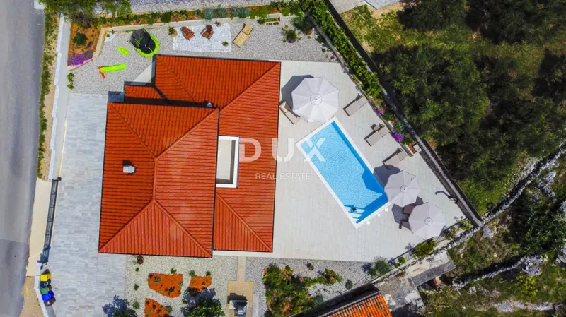 ISOLA DI KRK - Casa in stile mediterraneo con piscina e vista mare – 2