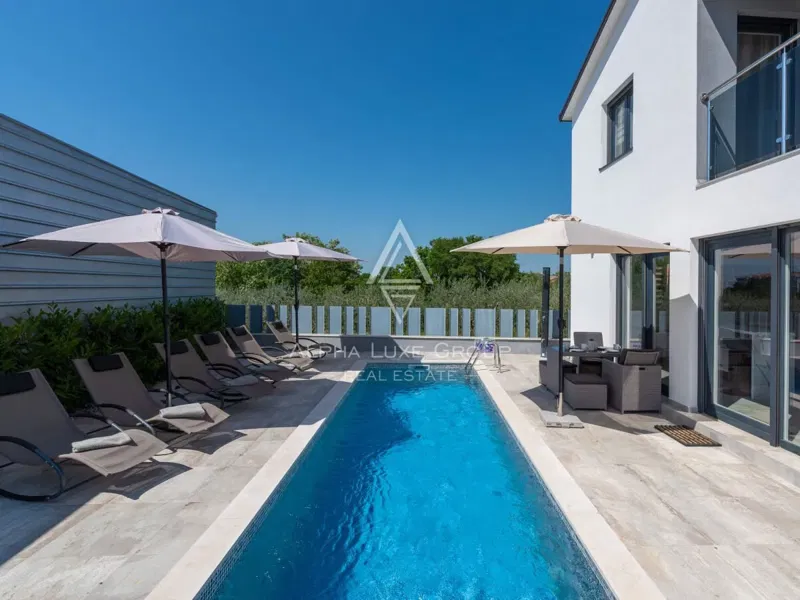 Casa con piscina e vista mare, Istria, Parenzo – 3