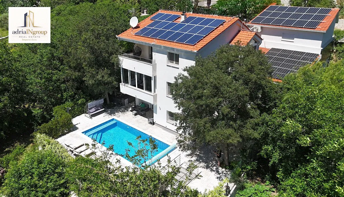 Omiš, RZADKOŚĆ NA RYNKU - Willa otoczona naturą - 10 km od Omiša / VIDEO - czytaj opis