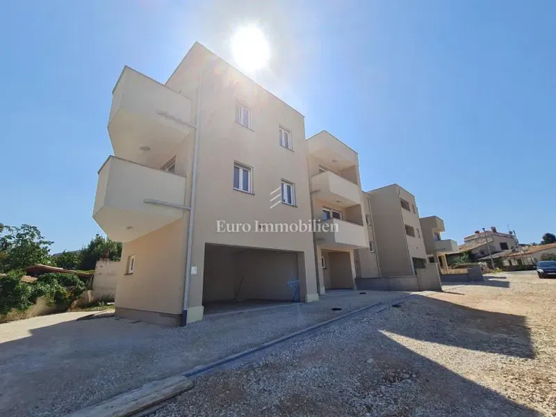 Pula – new-build apartment with balcony, 2nd floor – 3