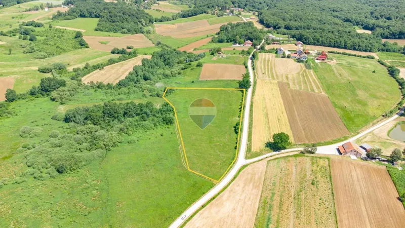 Pisarovina, Bratina, atraktivno građevinsko zemljište s otvorenim pogledom