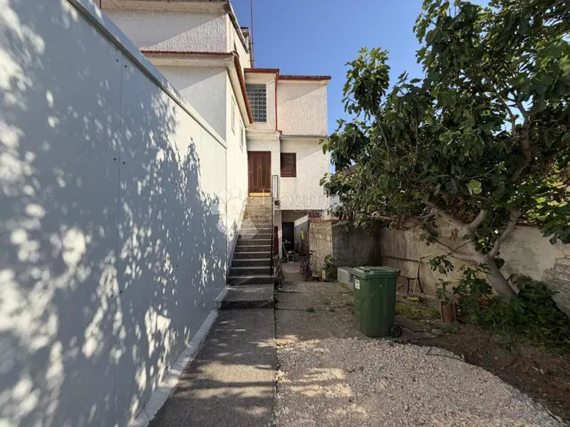 Mieszkanie Benkovac, 135m2