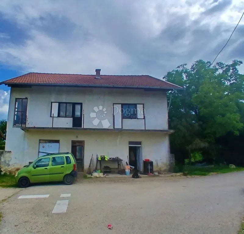 Дом Kestenovac, Donji Lapac, 345m2
