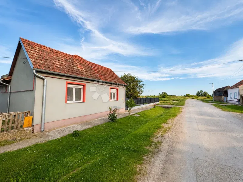 Casa Vinkovački Banovci, Nijemci, 166m2