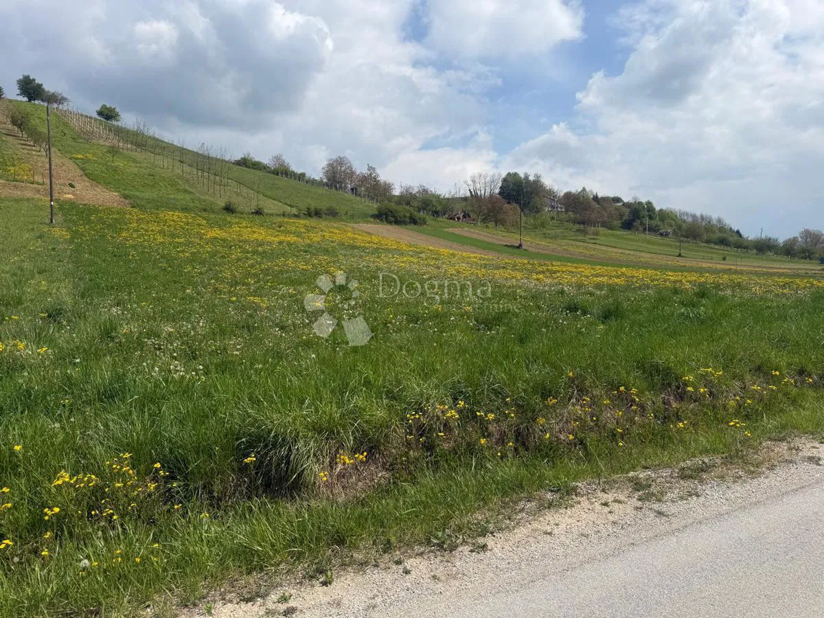 Agrarland Gornje Makojišće, Novi Marof, 1.288m2