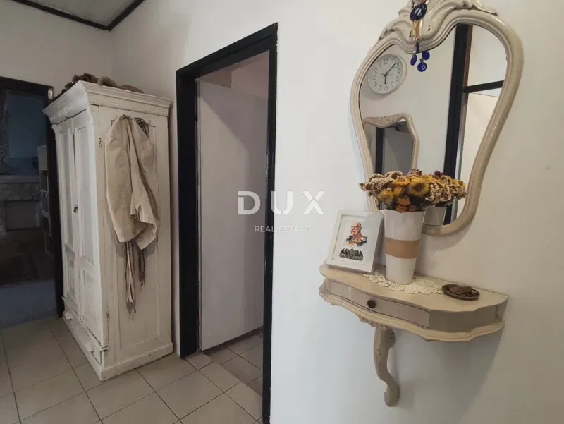 ISZTRIA, PÚLA – Tágas apartman a városközpontban – 3