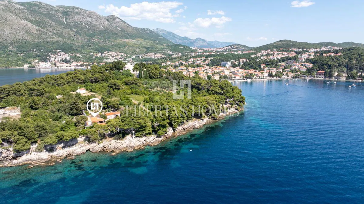Stan za renovaciju prvi red do mora, Cavtat